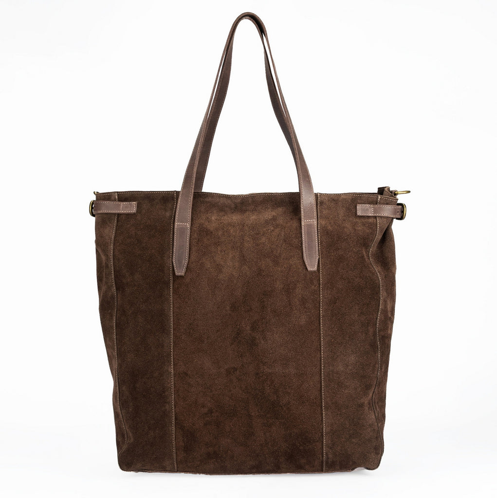 Maxi bolso de reno gamuza modelo DOMINGA color chocolate marca _BRAVA vista trasera, gran capacidad interior, se lleva al hombro o cruzado.