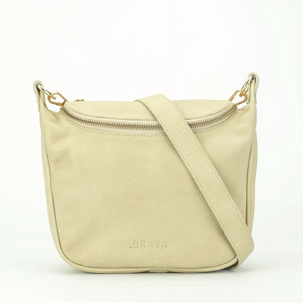 cartera bandolera cruzada de cuero modelo FELICIA marca BRAVA color hueso, vista frontal