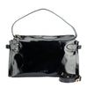 Cartera de cuero riciatto negro, línea estructurada con correa desmontable  cierre con cremallera y bolsillo interior, modelo Michelle marca _BRAVA, vista frontal.