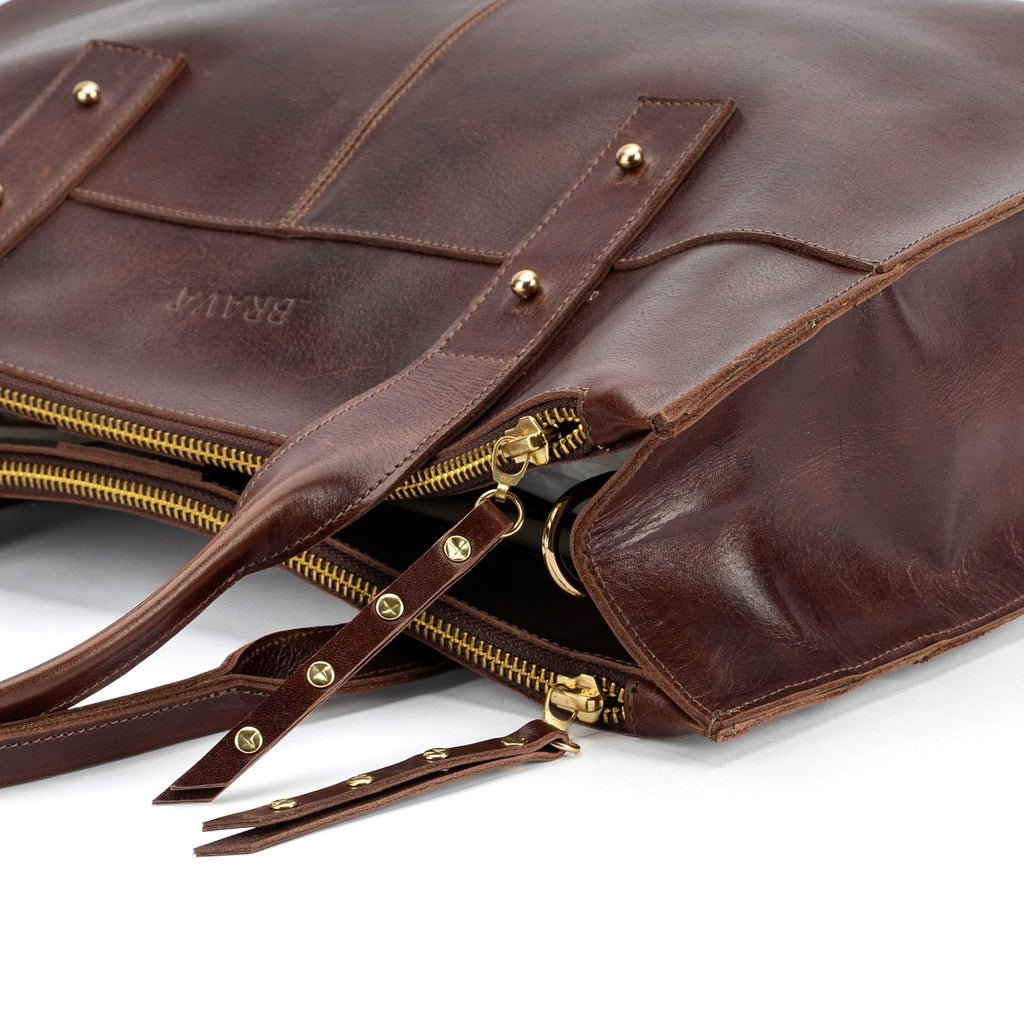 cartera de cuero ejecutiva ALFONSINA XL marca _BRAVA, color caoba, 3 compartimientos, vista detalle