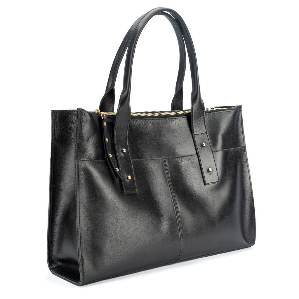 cartera de cuero ejecutiva ALFONSINA XL marca _BRAVA, color negro, 3 compartimientos, vista diagonal