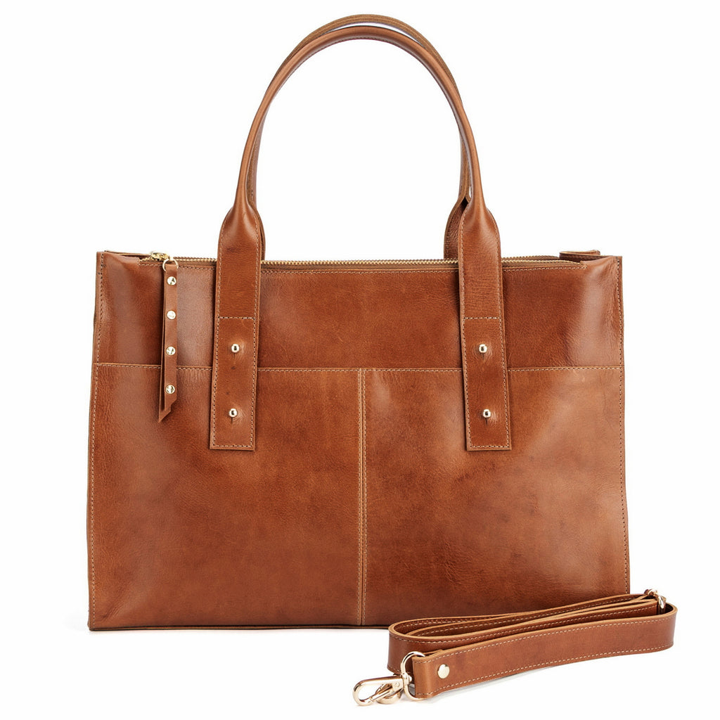 cartera de cuero ejecutiva ALFONSINA XL marca _BRAVA, color castaño 3 compartimientos, vista frontal
